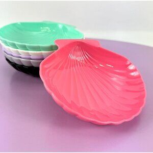 Vintage 90s soap holders, plastic seashell, multiple colors, set of 6